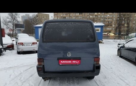 Volkswagen Transporter T4, 2000 год, 555 000 рублей, 4 фотография