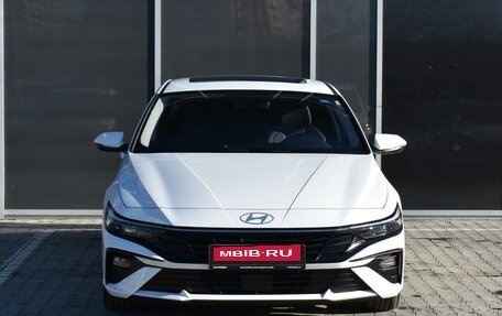 Hyundai Elantra, 2023 год, 2 380 000 рублей, 3 фотография