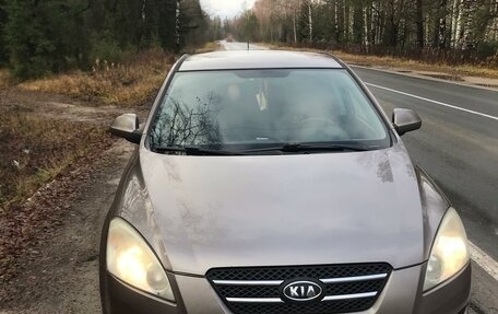 KIA cee'd I рестайлинг, 2008 год, 595 000 рублей, 1 фотография