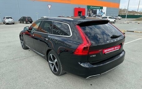 Volvo V90 II, 2018 год, 3 000 000 рублей, 13 фотография