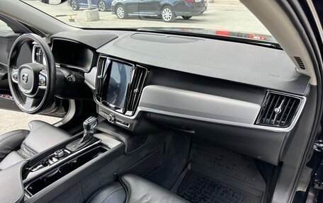 Volvo V90 II, 2018 год, 3 000 000 рублей, 31 фотография