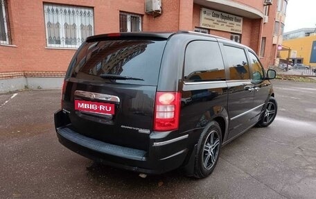 Chrysler Voyager IV, 2008 год, 1 800 000 рублей, 3 фотография