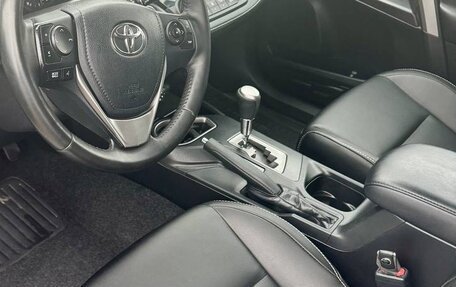 Toyota RAV4, 2017 год, 2 980 000 рублей, 9 фотография