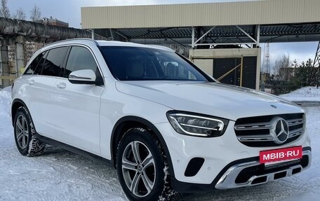 Mercedes-Benz GLC, 2022 год, 5 500 000 рублей, 3 фотография