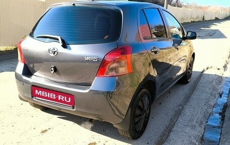 Toyota Yaris III рестайлинг, 2008 год, 620 000 рублей, 3 фотография