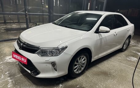 Toyota Camry, 2014 год, 2 050 000 рублей, 2 фотография