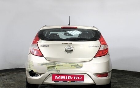 Hyundai Solaris II рестайлинг, 2013 год, 430 000 рублей, 6 фотография