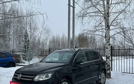 Volkswagen Tiguan I, 2011 год, 1 180 000 рублей, 2 фотография