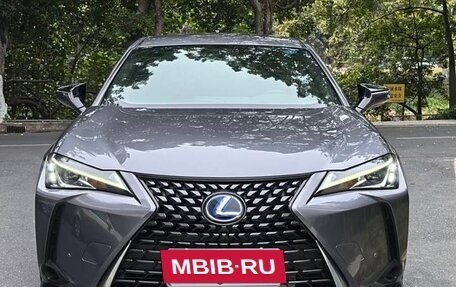 Lexus UX I, 2021 год, 2 900 000 рублей, 4 фотография