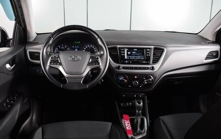 Hyundai Solaris II рестайлинг, 2017 год, 1 494 000 рублей, 6 фотография