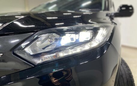 Honda Vezel, 2015 год, 1 580 000 рублей, 16 фотография