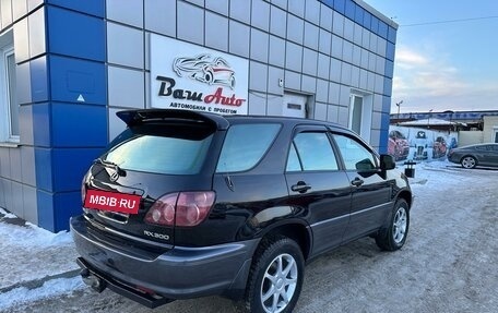 Lexus RX IV рестайлинг, 1999 год, 950 000 рублей, 3 фотография