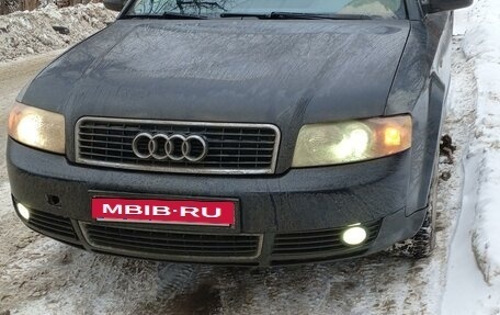 Audi A4, 2003 год, 600 000 рублей, 6 фотография