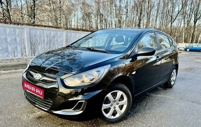 Hyundai Solaris II рестайлинг, 2012 год, 990 000 рублей, 1 фотография