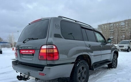 Toyota Land Cruiser 100 рестайлинг 2, 1998 год, 1 550 000 рублей, 7 фотография