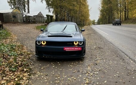 Dodge Challenger III рестайлинг 2, 2021 год, 6 000 000 рублей, 18 фотография