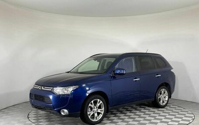 Mitsubishi Outlander III рестайлинг 3, 2013 год, 1 413 000 рублей, 1 фотография