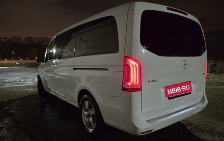 Mercedes-Benz V-Класс, 2014 год, 2 830 000 рублей, 4 фотография