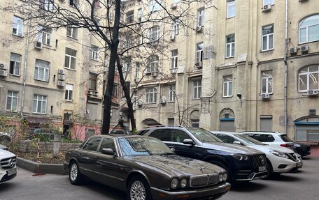 Jaguar XJ III (X350), 2000 год, 1 100 000 рублей, 2 фотография