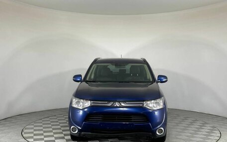 Mitsubishi Outlander III рестайлинг 3, 2013 год, 1 413 000 рублей, 2 фотография