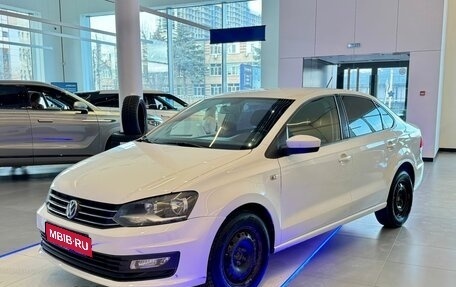 Volkswagen Polo VI (EU Market), 2015 год, 950 550 рублей, 1 фотография