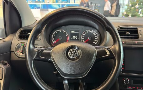 Volkswagen Polo VI (EU Market), 2015 год, 950 550 рублей, 10 фотография