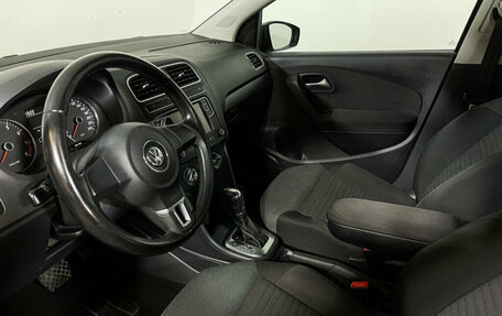 Volkswagen Polo VI (EU Market), 2012 год, 1 008 000 рублей, 13 фотография