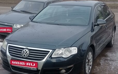 Volkswagen Passat B6, 2006 год, 650 000 рублей, 2 фотография