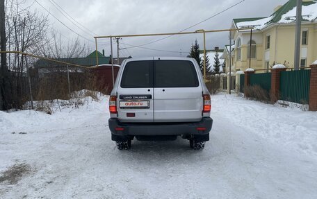 Toyota Land Cruiser 100 рестайлинг 2, 2005 год, 1 950 000 рублей, 5 фотография