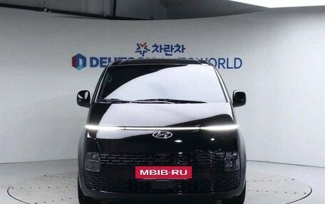 Hyundai Staria, 2021 год, 3 600 000 рублей, 3 фотография