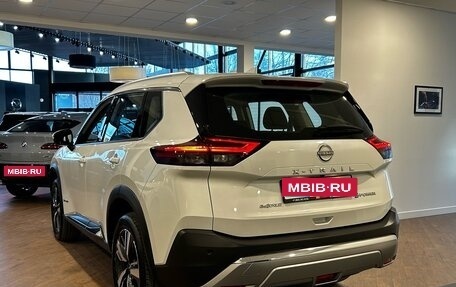 Nissan X-Trail, 2024 год, 4 950 000 рублей, 2 фотография