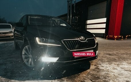 Skoda Superb III рестайлинг, 2015 год, 2 300 000 рублей, 35 фотография