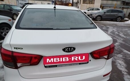 KIA Rio III рестайлинг, 2015 год, 1 120 000 рублей, 3 фотография