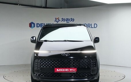 Hyundai Staria, 2021 год, 3 440 000 рублей, 3 фотография