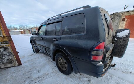 Mitsubishi Montero III, 2002 год, 1 000 000 рублей, 12 фотография