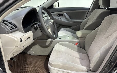 Toyota Camry, 2011 год, 1 350 000 рублей, 9 фотография