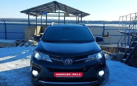 Toyota RAV4, 2014 год, 2 290 000 рублей, 3 фотография