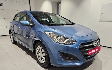 Hyundai i30 II рестайлинг, 2015 год, 1 399 000 рублей, 3 фотография