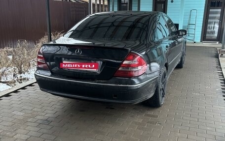 Mercedes-Benz E-Класс, 2002 год, 500 000 рублей, 4 фотография