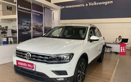 Volkswagen Tiguan II, 2020 год, 3 900 000 рублей, 4 фотография