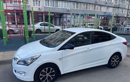 Hyundai Solaris II рестайлинг, 2016 год, 2 000 000 рублей, 5 фотография