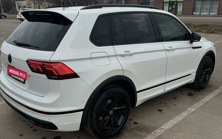 Volkswagen Tiguan II, 2021 год, 3 850 000 рублей, 21 фотография