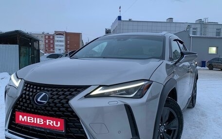 Lexus UX I, 2019 год, 3 200 000 рублей, 4 фотография