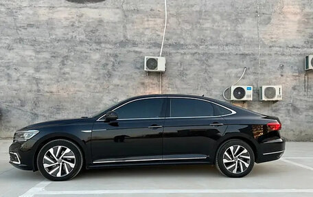 Volkswagen Passat B8 рестайлинг, 2020 год, 2 500 016 рублей, 3 фотография