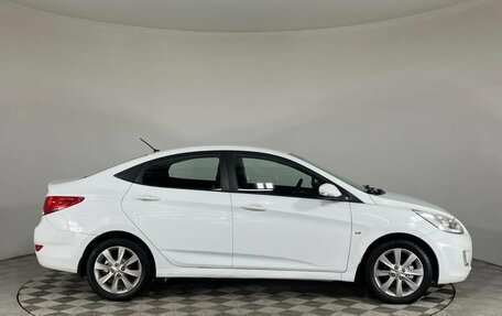 Hyundai Solaris II рестайлинг, 2013 год, 746 000 рублей, 4 фотография