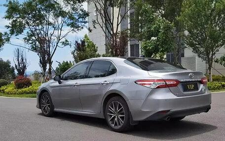 Toyota Camry, 2022 год, 2 400 001 рублей, 9 фотография