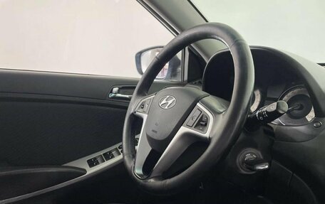 Hyundai Solaris II рестайлинг, 2013 год, 746 000 рублей, 18 фотография