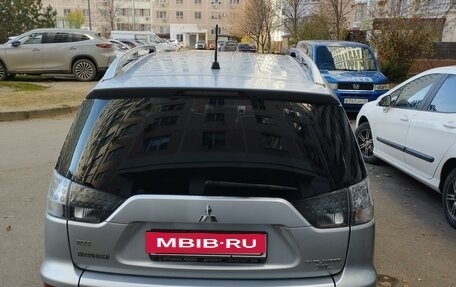 Mitsubishi Outlander III рестайлинг 3, 2010 год, 1 290 000 рублей, 4 фотография