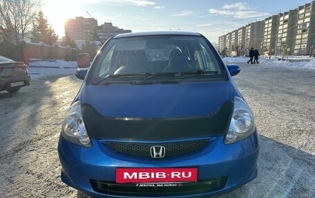 Honda Fit III, 2005 год, 560 000 рублей, 7 фотография