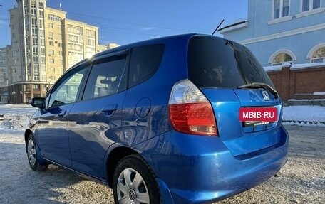 Honda Fit III, 2005 год, 560 000 рублей, 2 фотография